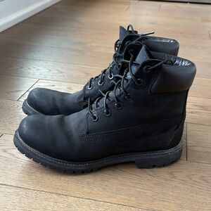 Timberland Black Lace Up Women's Boots